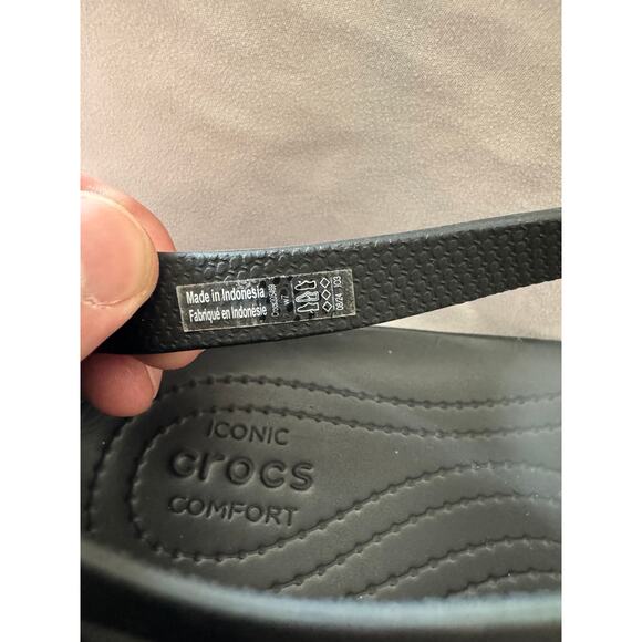 Crocs Black Isabella Strappy Sandals Women’s Size 7 Lightweight Comfort - Picture 3 of 8